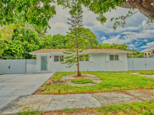 11301 SW 201st St, Miami, FL 33189