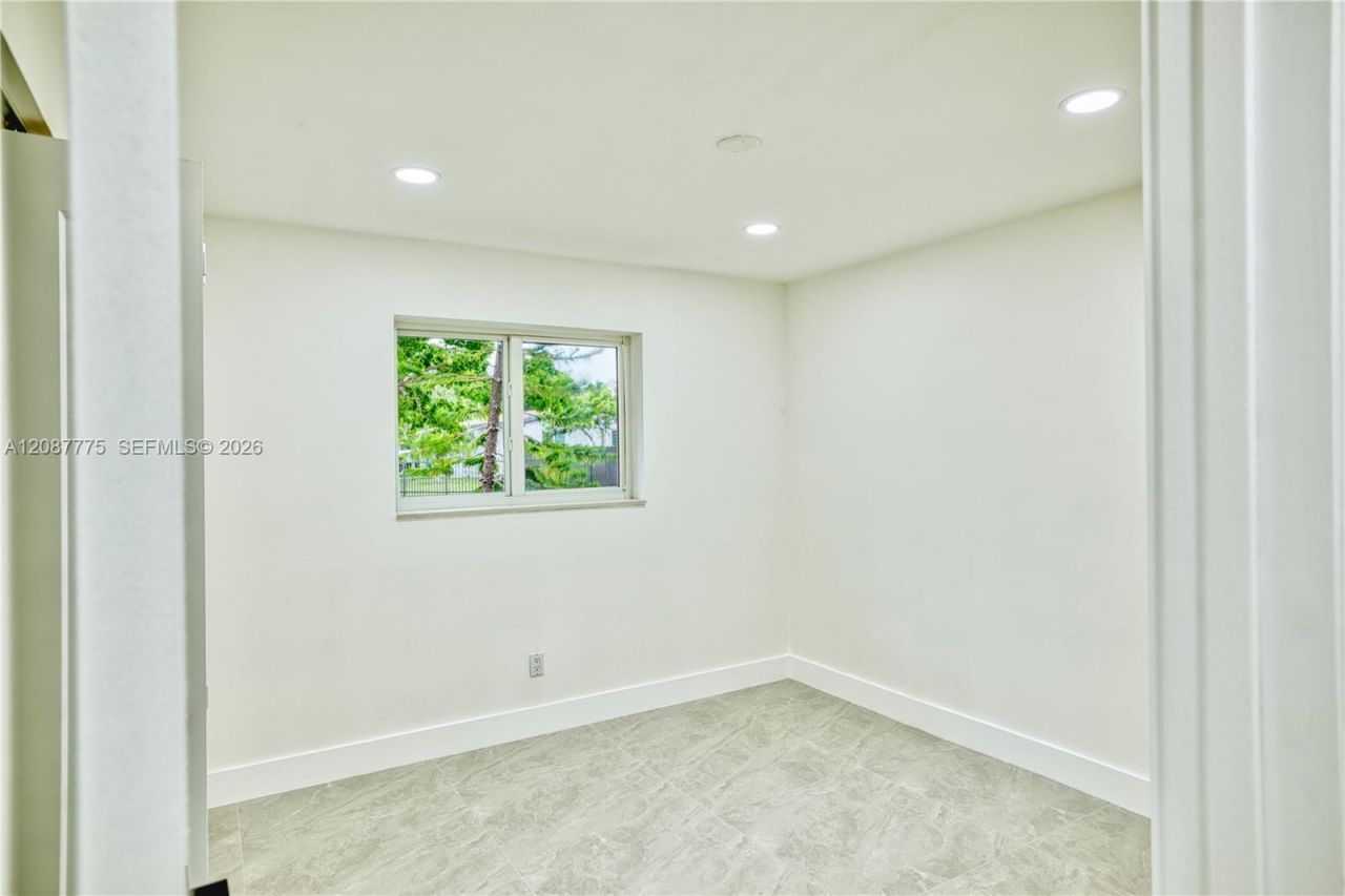 11301 SW 201st St, Miami, FL 33189 Photo