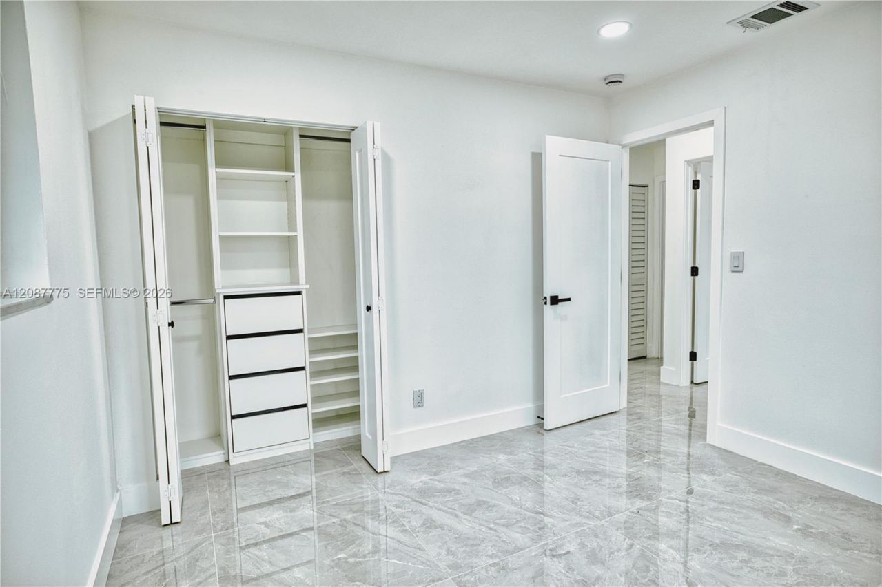 11301 SW 201st St, Miami, FL 33189 Photo