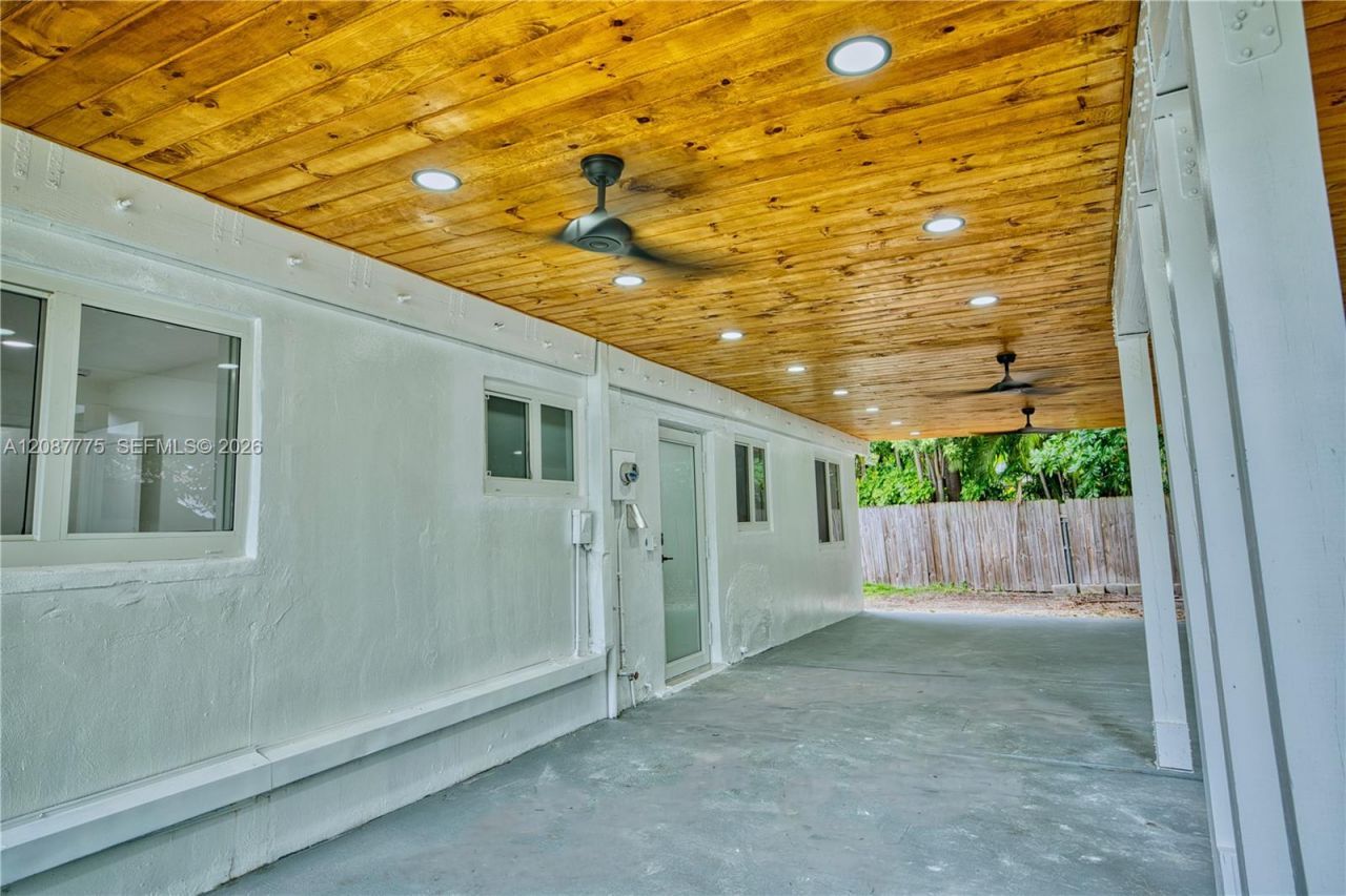 11301 SW 201st St, Miami, FL 33189 Photo