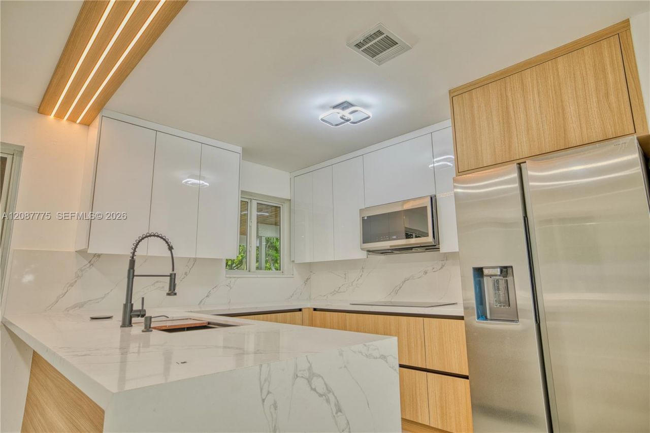 11301 SW 201st St, Miami, FL 33189 Photo