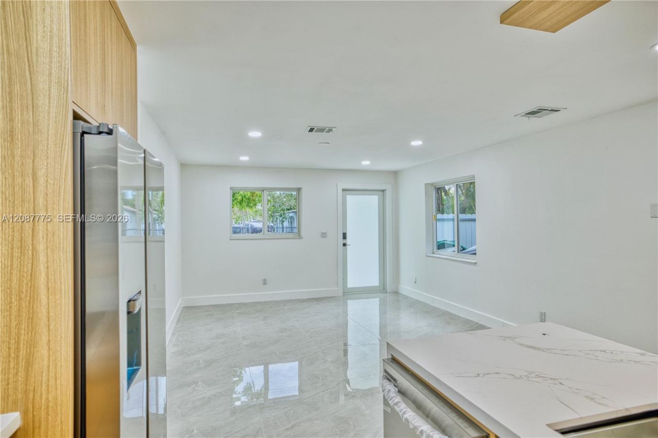 11301 SW 201st St, Miami, FL 33189 Photo