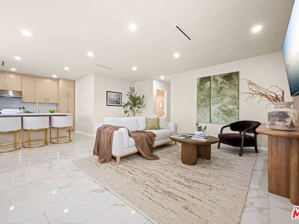 1444 N Ontario Street, Burbank, CA 91505