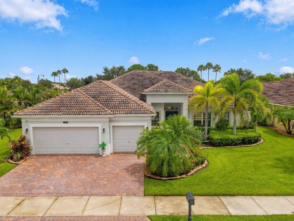 11490 SW AVENTINO Drive, Port St. Lucie, FL 34987
