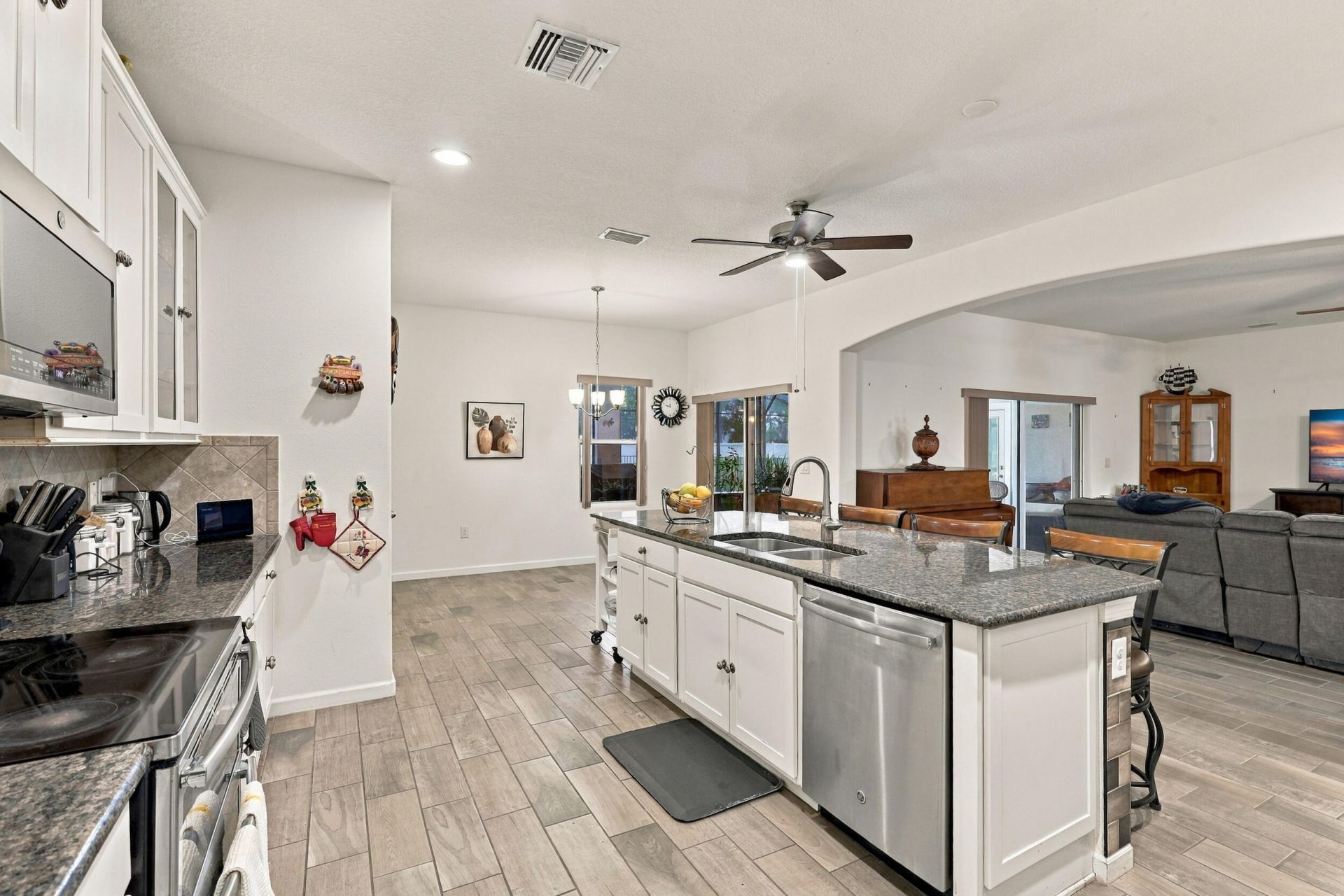 11490 SW Aventino Drive, Port Saint Lucie, FL 34987 Photo