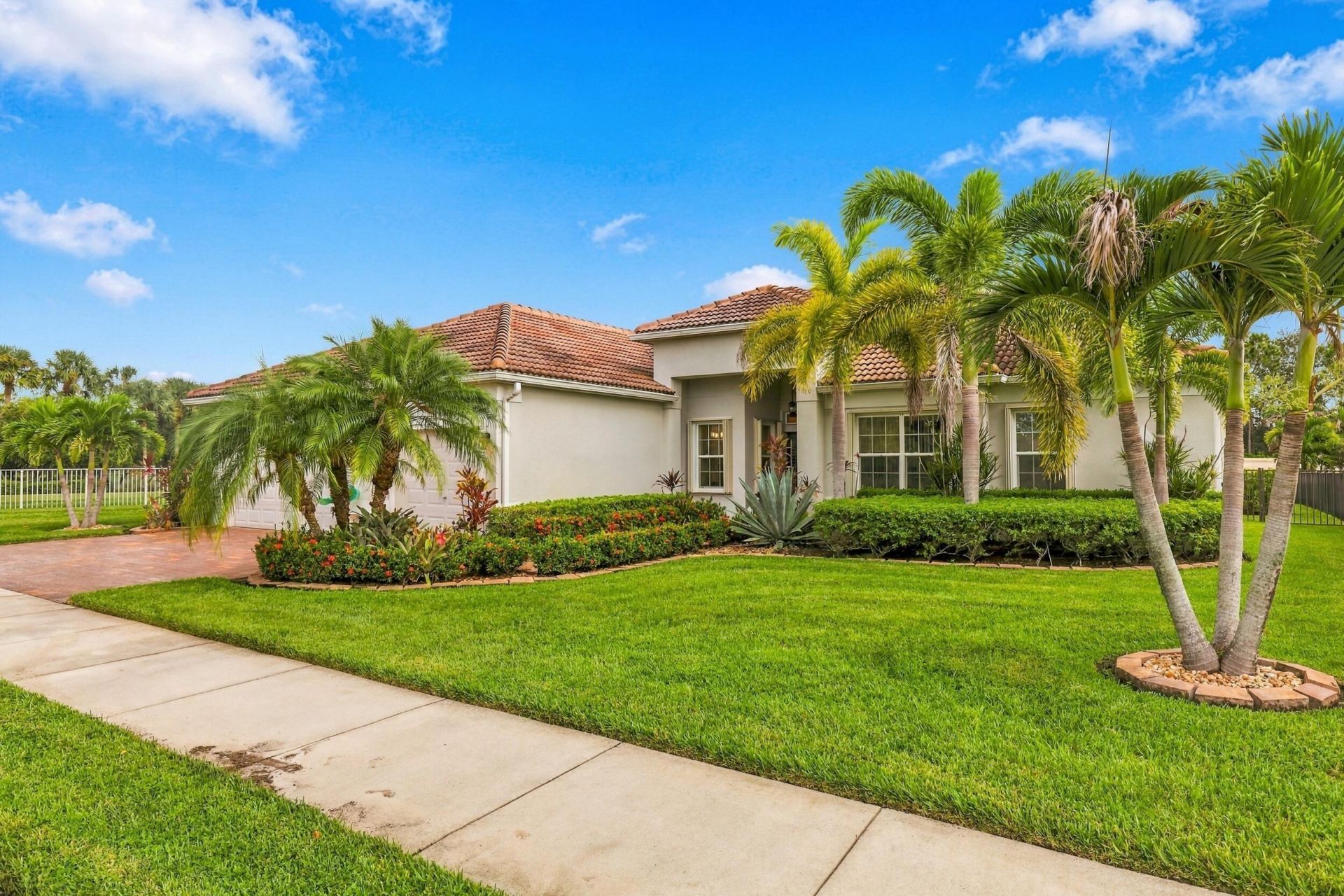 11490 SW Aventino Drive, Port Saint Lucie, FL 34987 Photo
