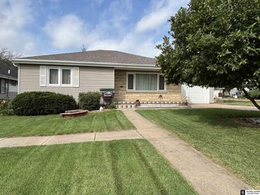 1421 Pine Street, Wahoo, NE 68066