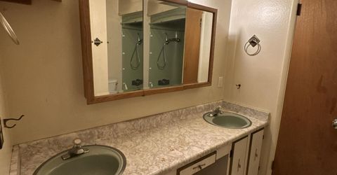 223 Smithridge Park, Reno, NV 89502 Photo