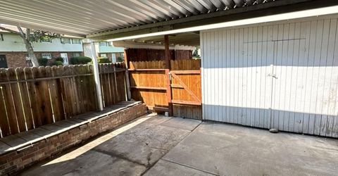 223 Smithridge Park, Reno, NV 89502 Photo