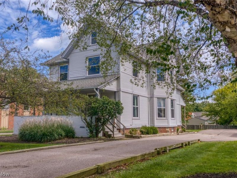 1455 Lander Road, Mayfield Heights, OH 44124 Photo 1