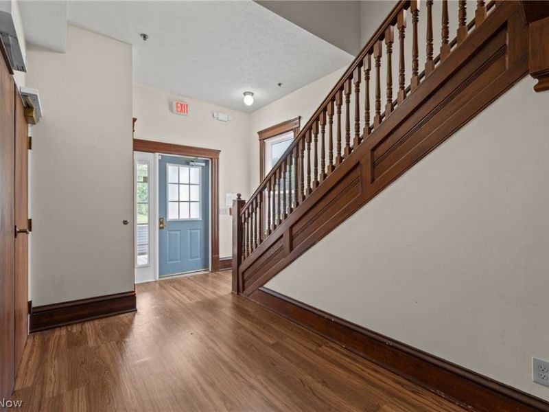 1455 Lander Road, Mayfield Heights, OH 44124 Photo 3
