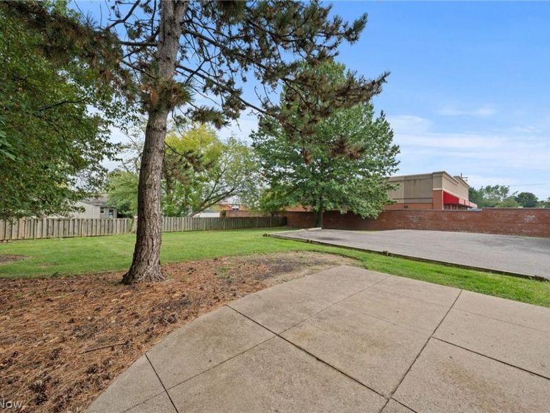 1455 Lander Road, Mayfield Heights, OH 44124 Photo 34