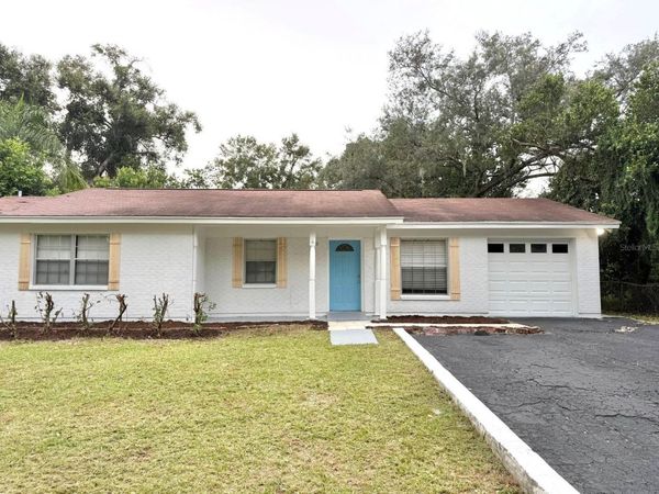 3012 E WATERS AVENUE , TAMPA, FL 33604