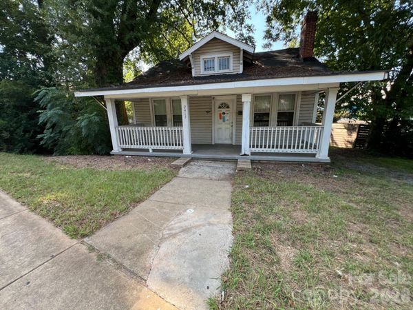 2417 The Plaza , Charlotte, NC 28205