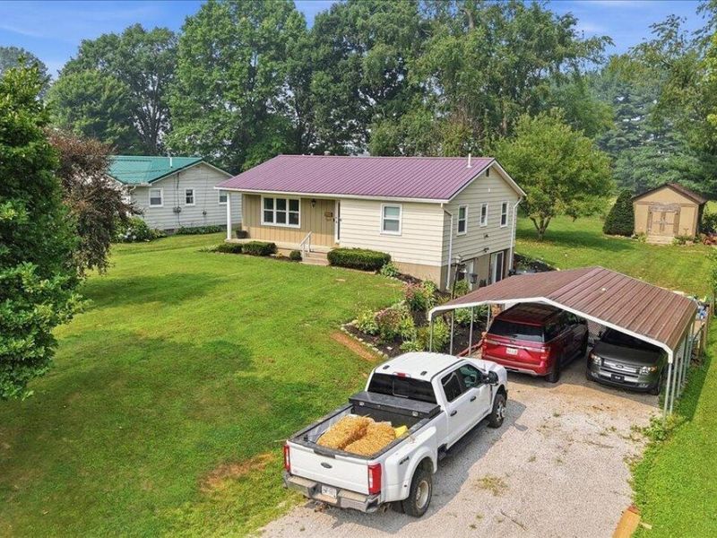 605 Snyder Drive, Loudonville, OH 44842 Photo 3