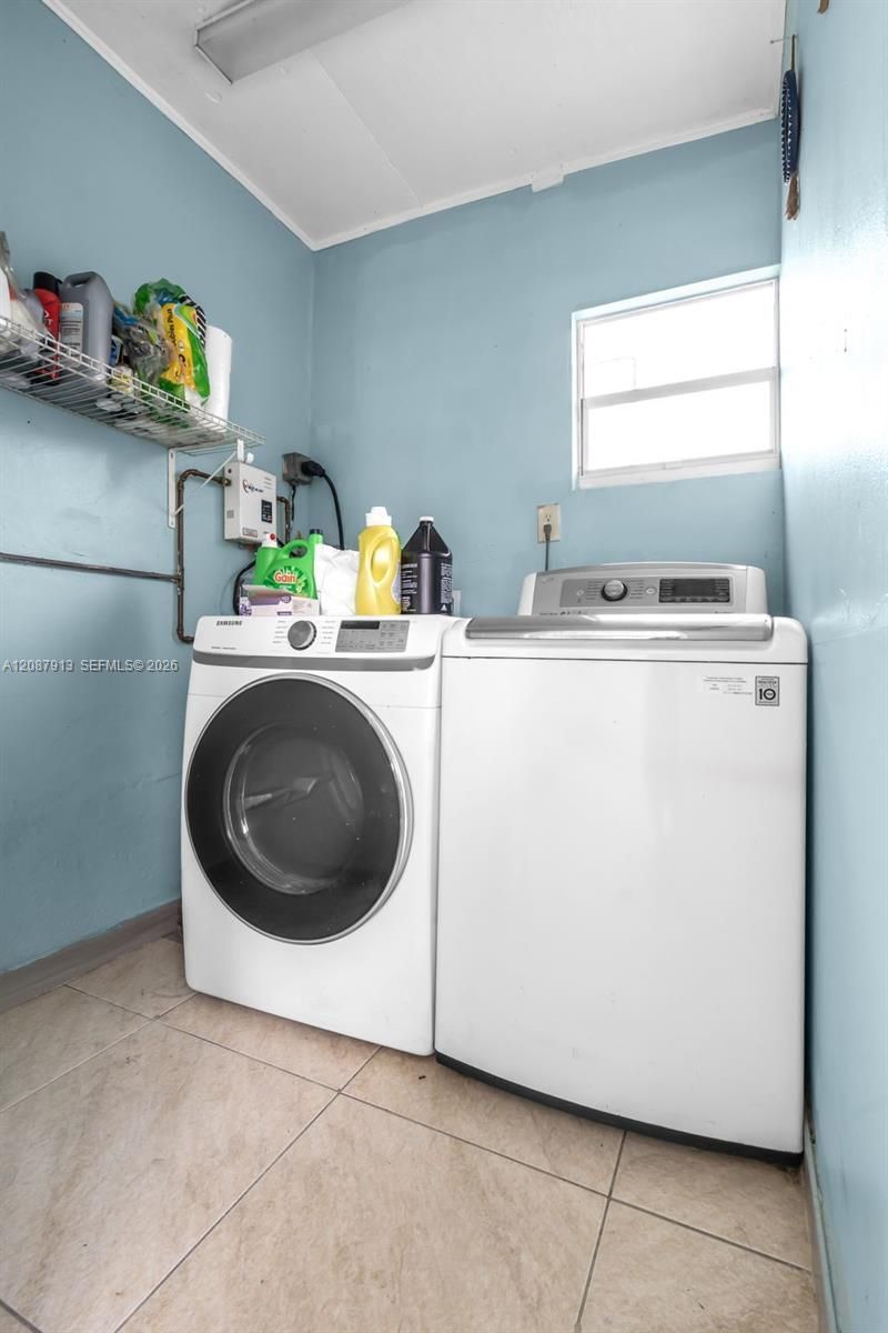 735 NW 129th St, North Miami, FL 33168 Photo