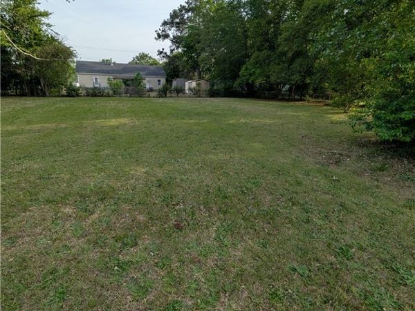 705 Peele Street, Laurinburg, NC 28352