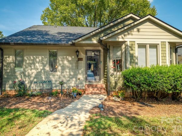 1004 Kenilworth Court NW, Concord, NC 28027