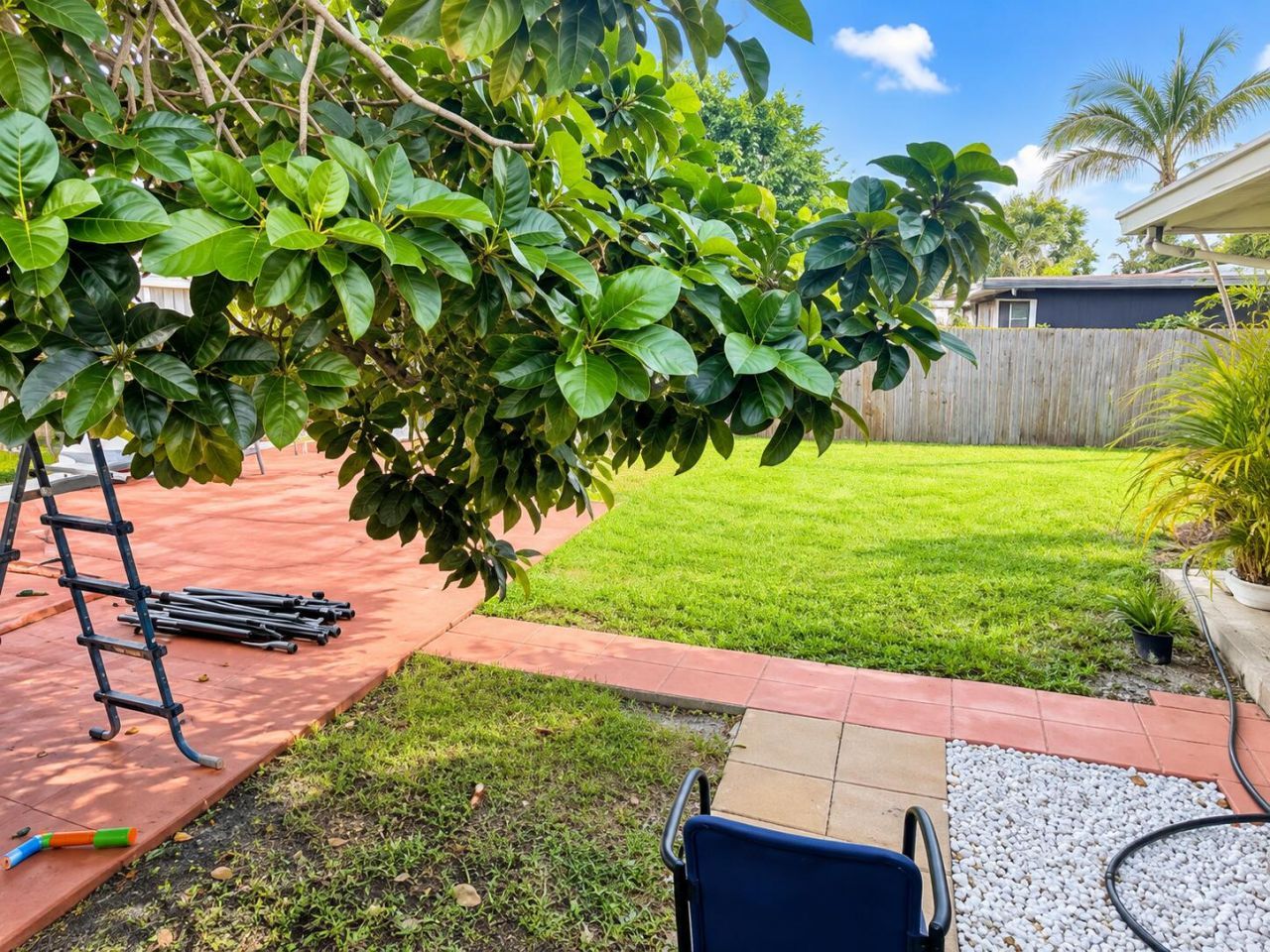 1657 Magnolia Lane, West Palm Beach, FL 33417 Photo