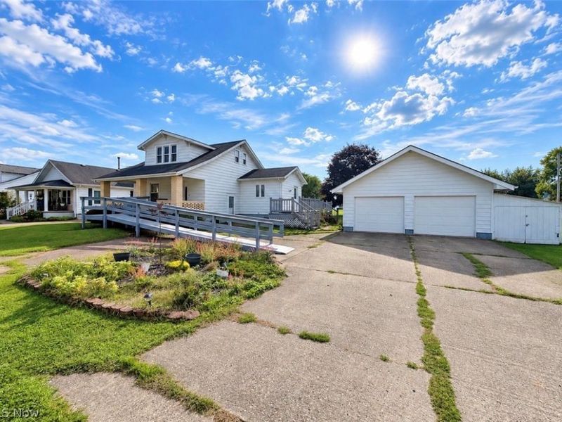 14060 Pershing Avenue, Newcomerstown, OH 43832 Photo 2