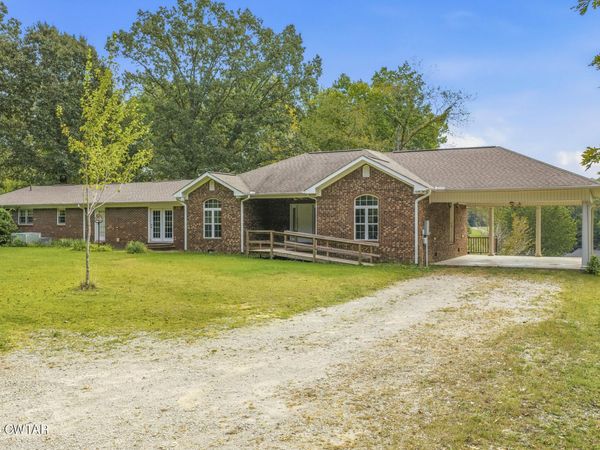 221 Dickson Lane , Parsons, TN 38363