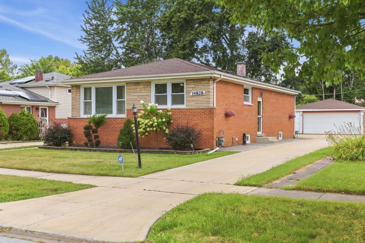 14828 Saint Louis Avenue, Midlothian, IL 60445 Main Photo