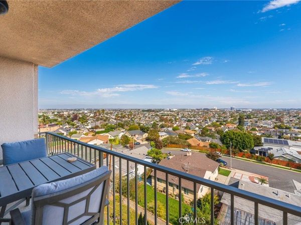 1108 Camino Real, Unit 407, Redondo Beach, CA 90277
