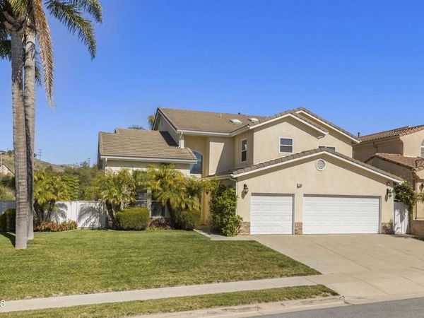 7429 Nixon Court, Ventura, CA 93003
