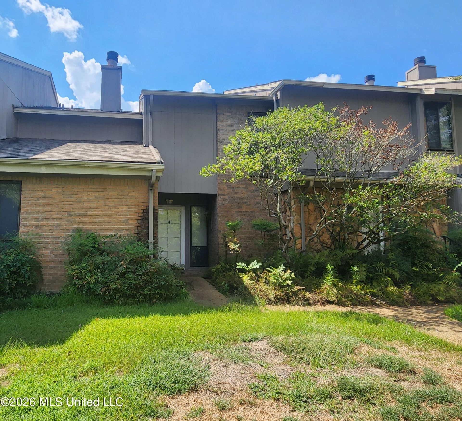 5125 Old Canton Road, Jackson, MS 39211 Main Photo