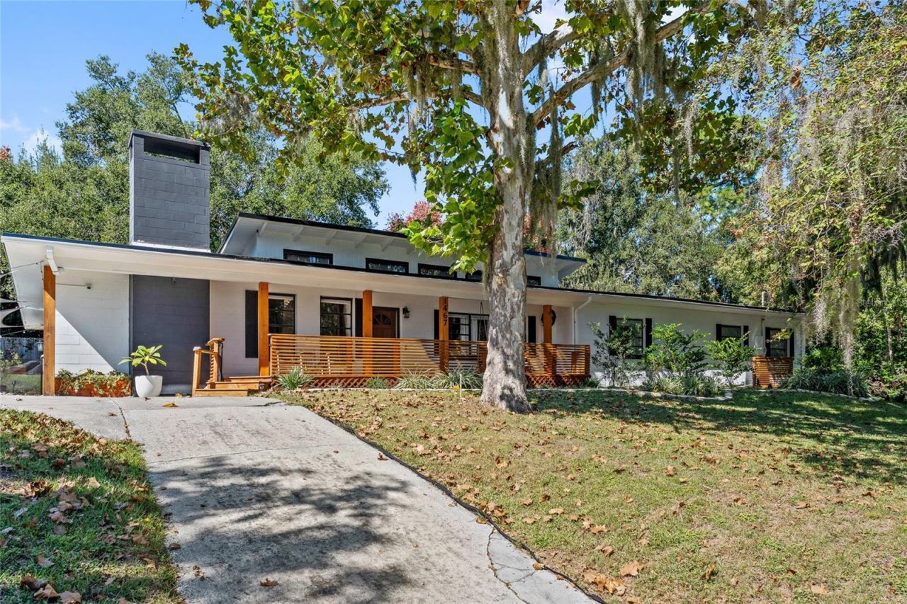 1467 Hilltop Drive, Mount Dora, FL 32757 Main Photo