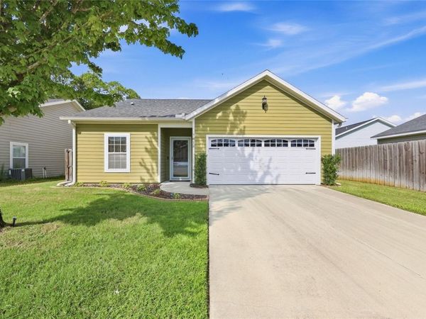 7812 NW 21ST DRIVE, GAINESVILLE, FL 32609