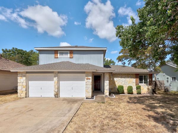 302 Splitrock ST, Round Rock, TX 78681