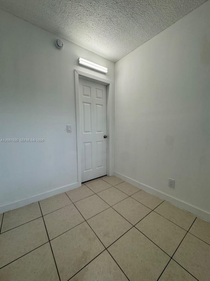 325 NW 15th St, Unit 5, Pompano Beach, FL 33060 Photo