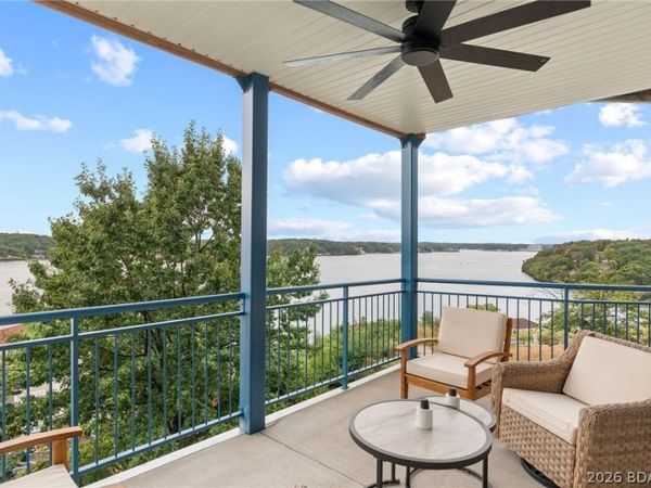 54 Palisades Lakeview Drive, Unit 1B, Lake Ozark, MO 65049