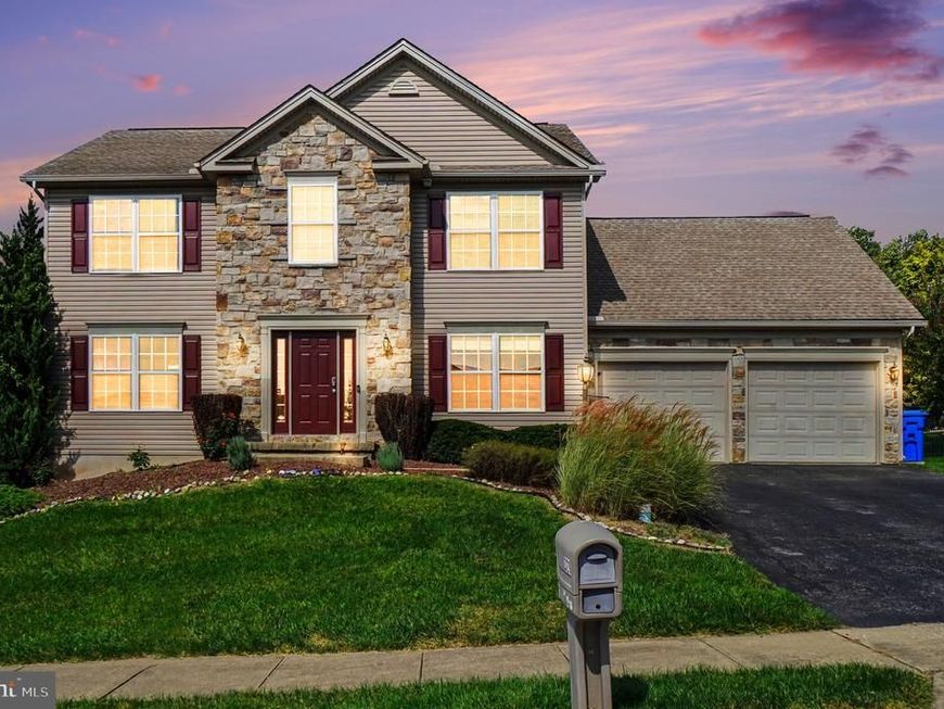 321 Braddock Drive, Etters, PA 17319 Main Photo