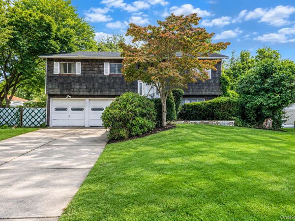 575 Freeman Avenue, Brentwood, NY 11717