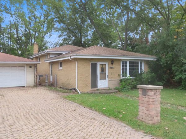 127 S Addison Road, Wood Dale, IL 60191