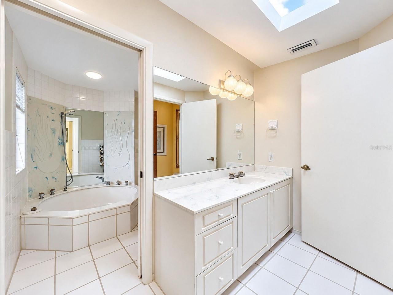 13493 SE 157th Lane, Weirsdale, FL 32195 Photo