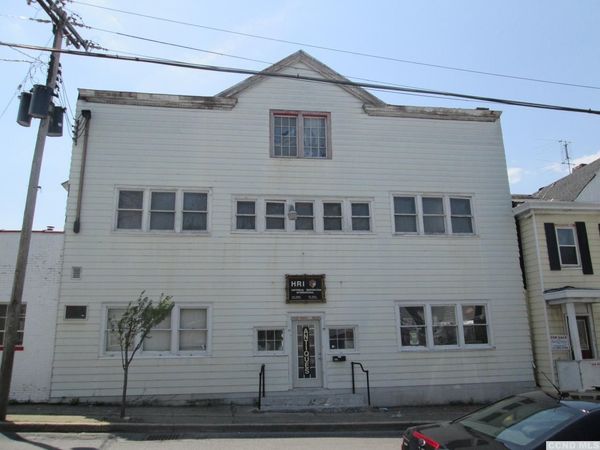 513-515 Columbia Street, Hudson, NY 12534