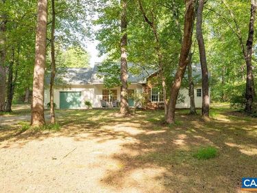 180 LYNX FARM LN , Charlottesville, VA 22903
