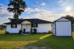1419 Hobbs Dr photo 4