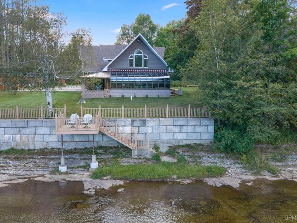 9999 I Road, Cornell Twp, MI 49818