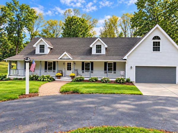 7612 St Marys Lake Road, Battle Creek, MI 49017
