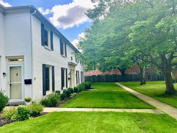2505 Abbington Drive SE, Unit 137, Grand Rapids, MI 49506