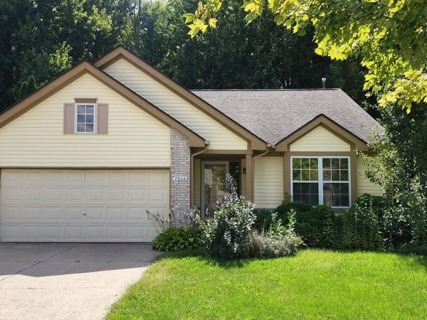 7944 Thornhill Drive, Ypsilanti, MI 48197