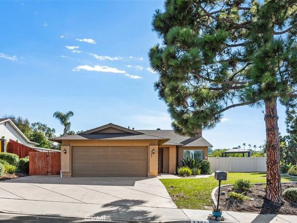 3381 Garibaldi, Carlsbad, CA 92010