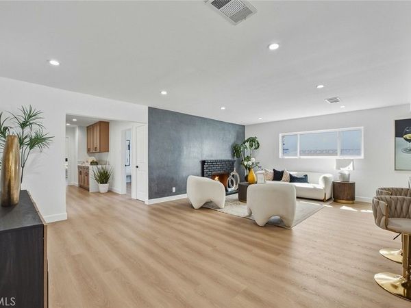 6692 Sutton, Westminster, CA 92683