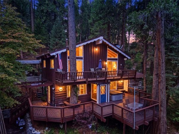 1044 Lausanne, Crestline, CA 92325
