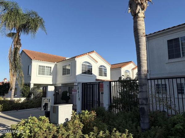 18410 Keswick Street, Unit 5, Reseda, CA 91335