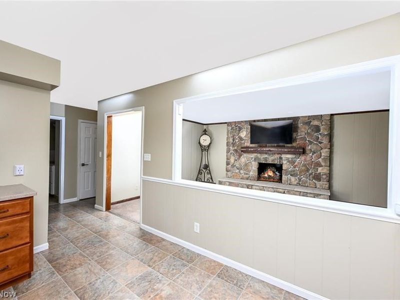 2180 N Revere Road , Akron, OH 44333 Photo 17